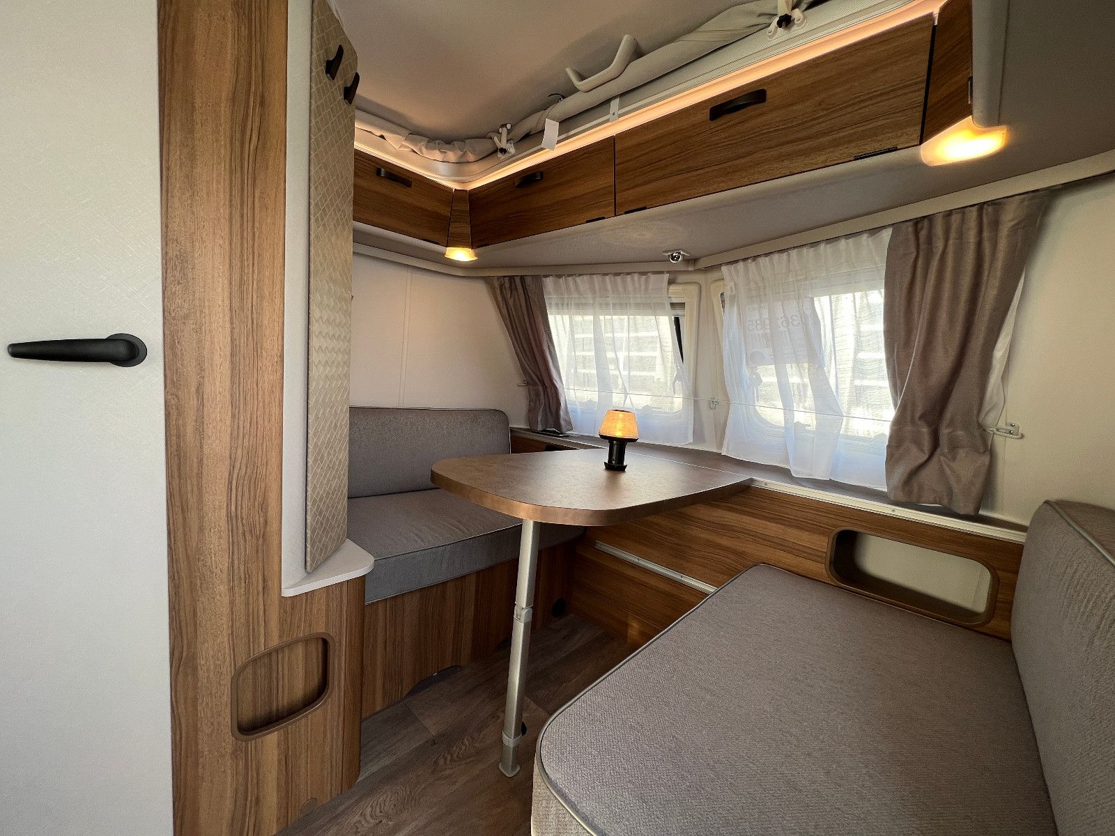 Fahrzeugabbildung HYMER / ERIBA / HYMERCAR Touring 430 - 5.494€ sparen!