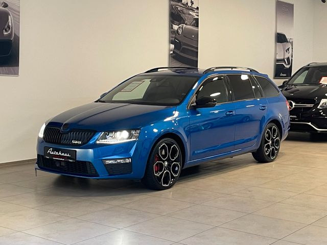 Skoda Octavia Combi RS*BLACK-P.*Bi-XENON*AHK*DSG*KEY*