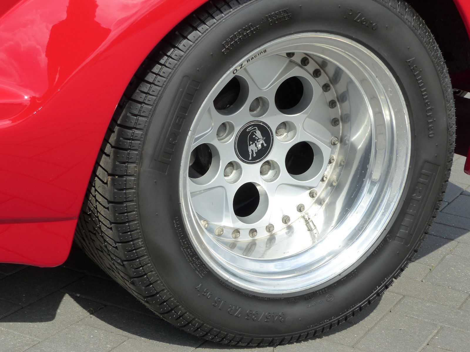 Fahrzeugabbildung Lamborghini Countach 25 th Anniversary