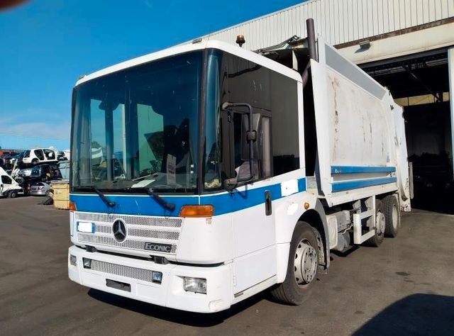 Mercedes-Benz MERCEDES ECONIC 2628 COMPATTATORE CON VOLTACASSO