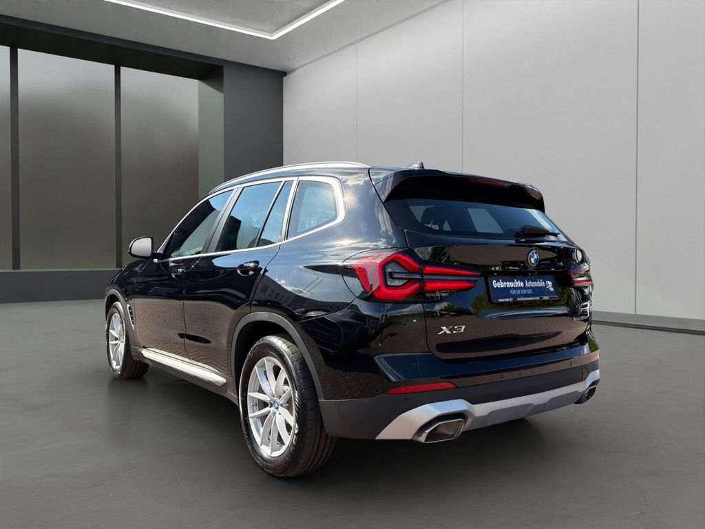 BMW X3 xDrive30e HYBRID LED NAVI HUD KAMERA PDC 18" foto 16