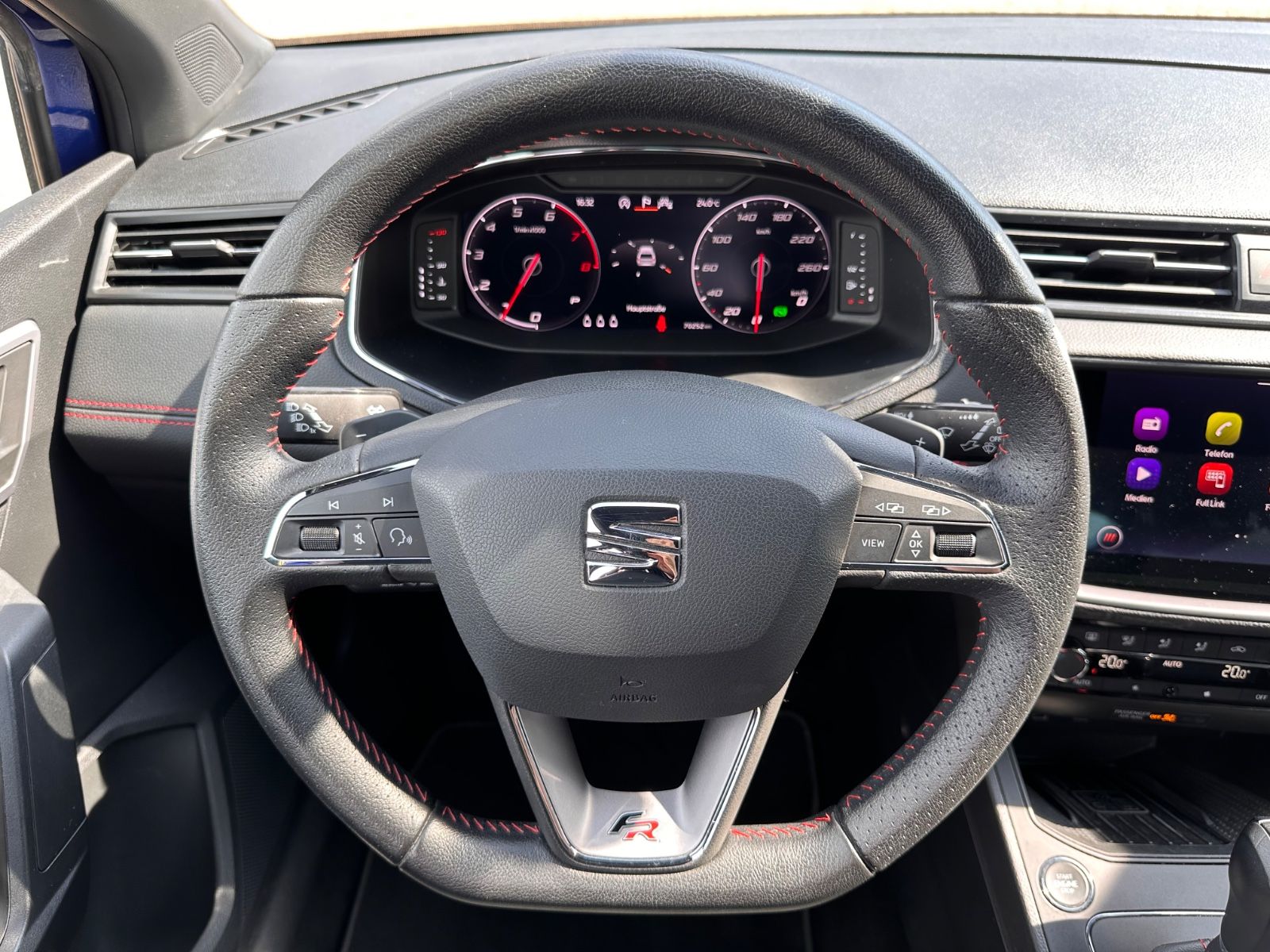 Fahrzeugabbildung SEAT Ibiza Black Edition 1.0 TSI DSG ACC/Navi/RFK/APP