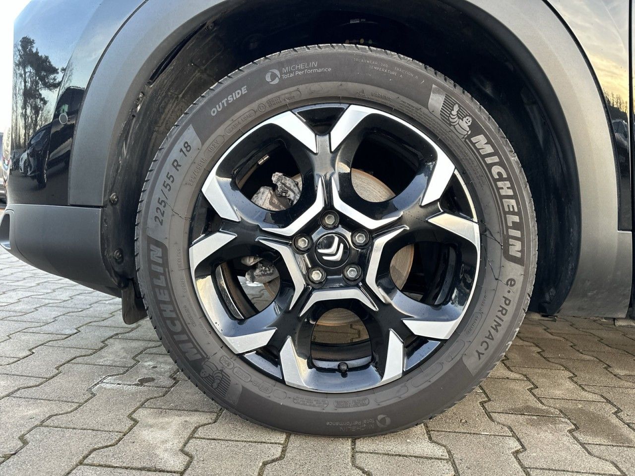 Fahrzeugabbildung Citroën C5 Aircross Hybrid 136 e-DSC6 PLUS