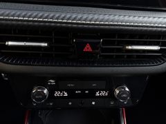 SKODA Fabia Monte Carlo LED SHZ behz.Lenkr 5J Garantie