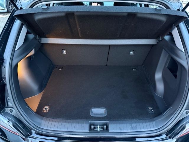 Fahrzeugabbildung Hyundai KONA Select Elektro 2WD +CARPLAY+RFK+PDC+KLIMA+U