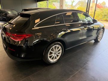 Mercedes CLA 250 Shooting Brake - 4