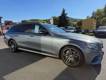 Mercedes-Benz E 220 T AMG+Night+Widescreen+Multib.+Kamera+LED