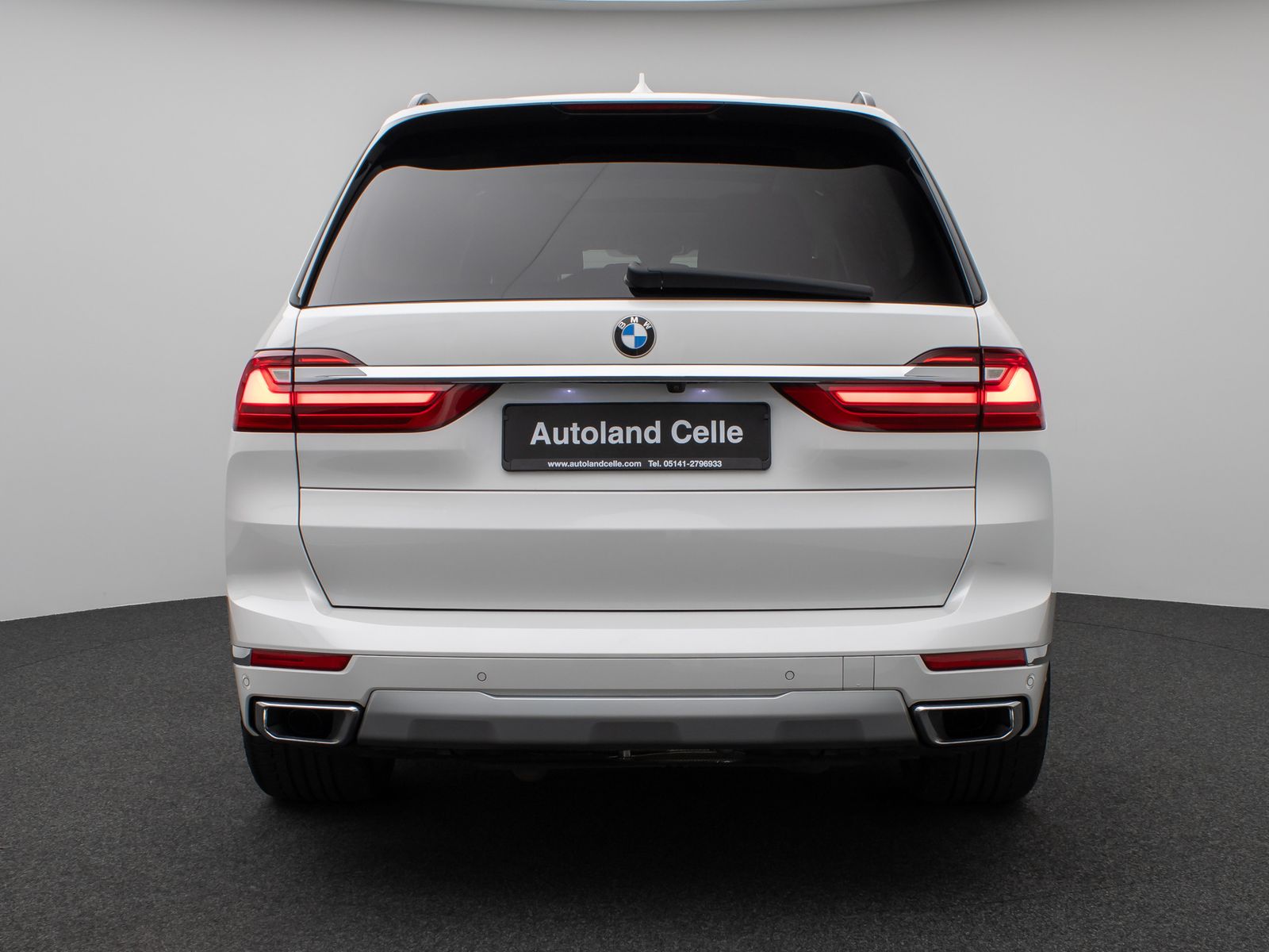 Fahrzeugabbildung BMW X7 xD40d  Panorama Kamera HUD DAB H/K SoftCl AHK