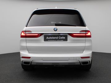 BMW X7 - 8
