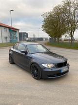 BMW 125i Schaltwippen, Digital Cockpit, Android Navi - gebrauchte BMW 125 aus dem Jahr 2008