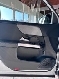 Mercedes GLB 200 - 12