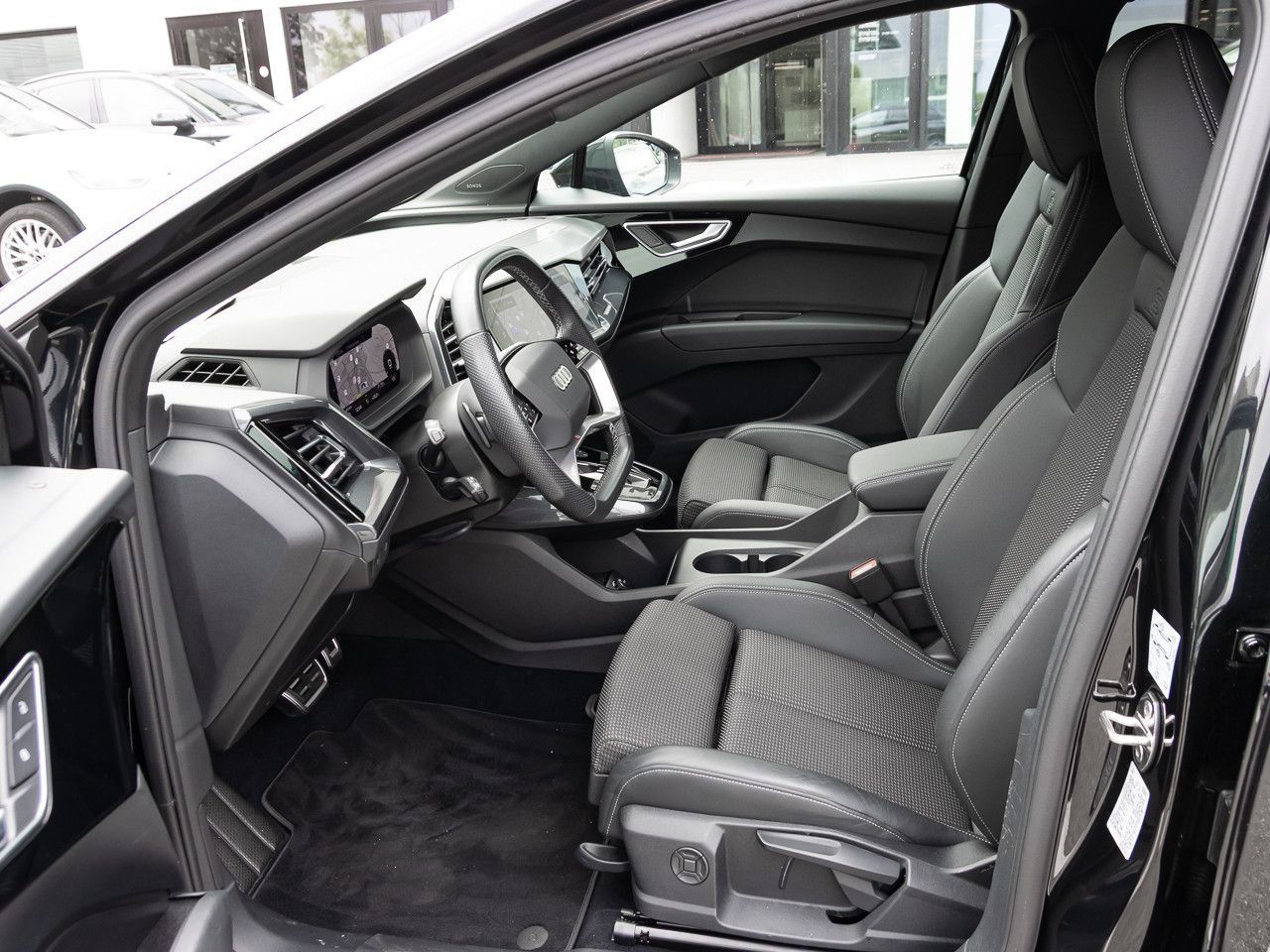 Audi Q4 e-tron - Bild 19