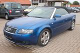 Audi A4 Cabriolet 1.8 T Xenon Leder BOSE PDC Sitzhzg. - Audi A4 aus 2003: 1.8