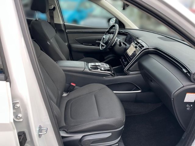 Fahrzeugabbildung Hyundai Tucson Trend Plug-In Hybrid 4WD Assistenz-Paket+