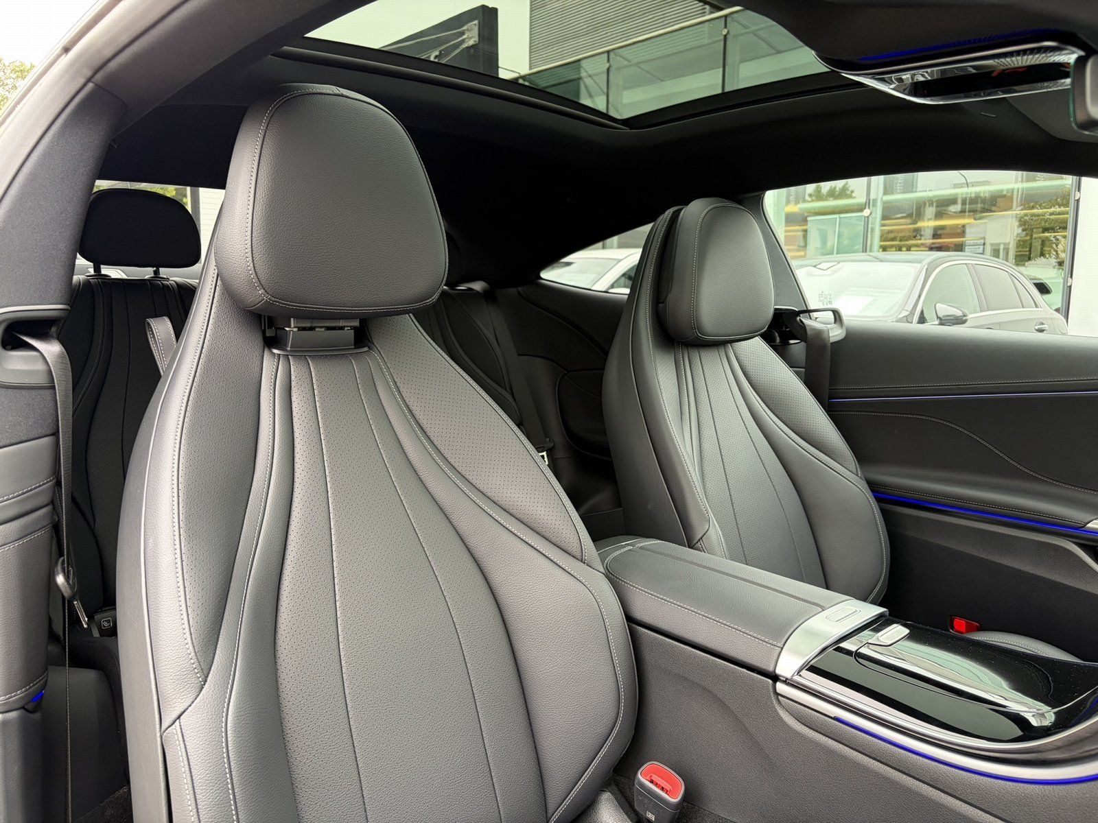 Fahrzeugabbildung Mercedes-Benz CLE 300 4M AMG*FAP+*BURMESTER+PANO*SITZKLIMA