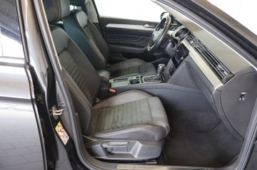 Volkswagen Passat 2.0 TDI Elegance MATRIX+ACC+KAM+AHK
