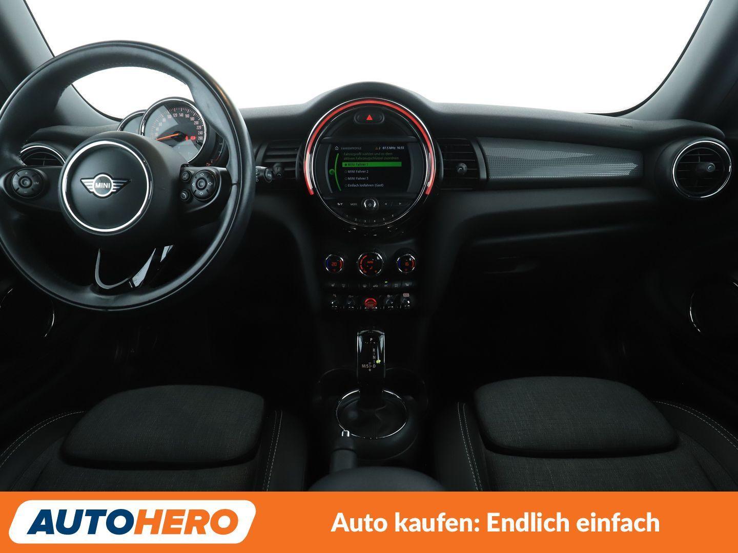 MINI Cooper Aut.*NAVI*LED*PDC*SHZ*KLIMA*TEMPO*