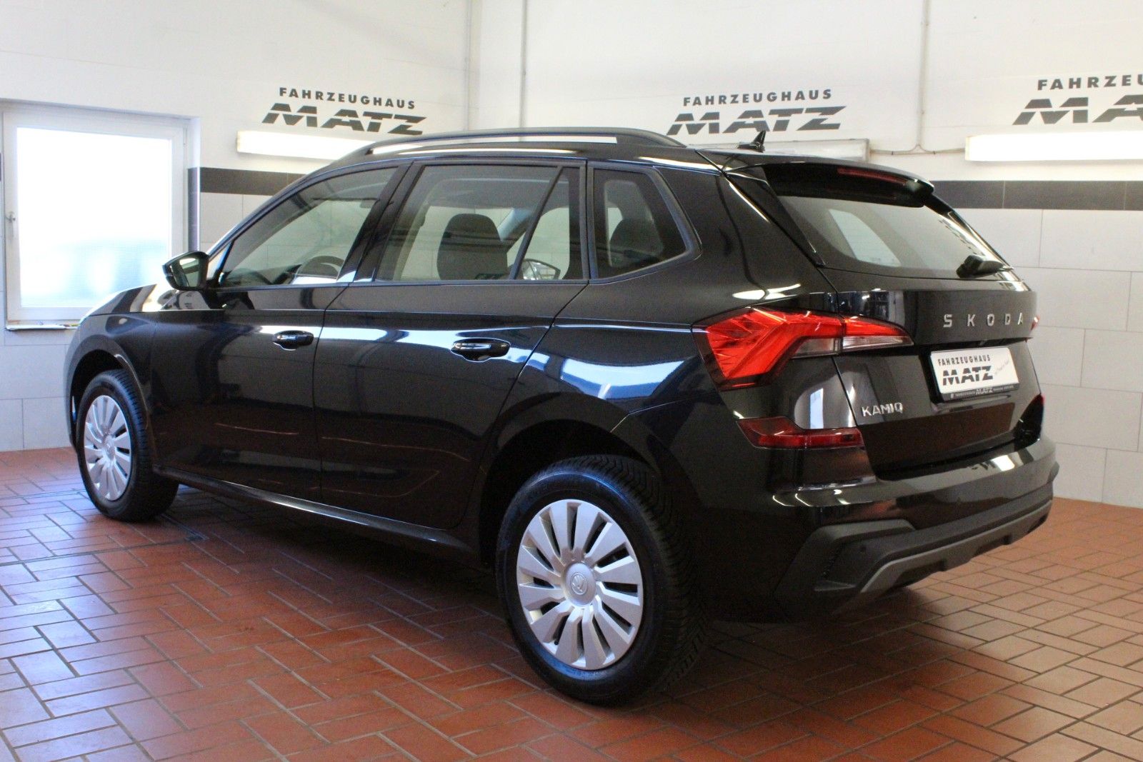 Fahrzeugabbildung SKODA Kamiq 1.0 TSI 85kW Selection *AHK schwenkbar*