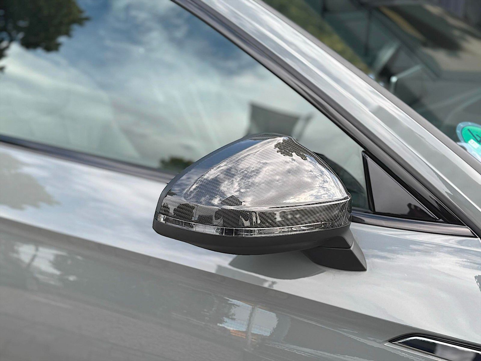 Fahrzeugabbildung Audi A5 40 TFSI S-Line Sport Carbon *ACC*Pano*LED*B&O