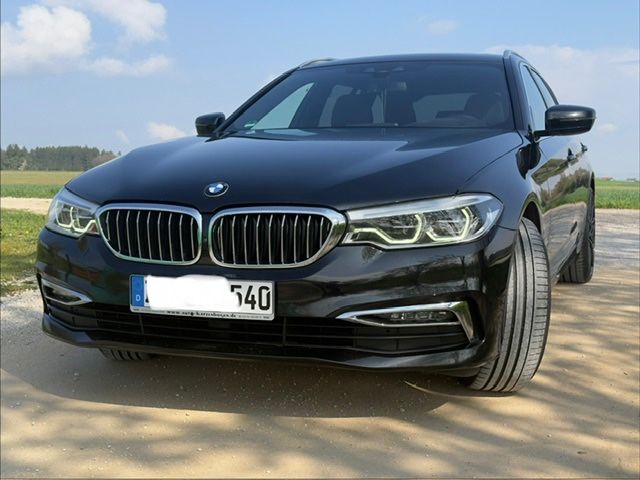 Image of BMW 540