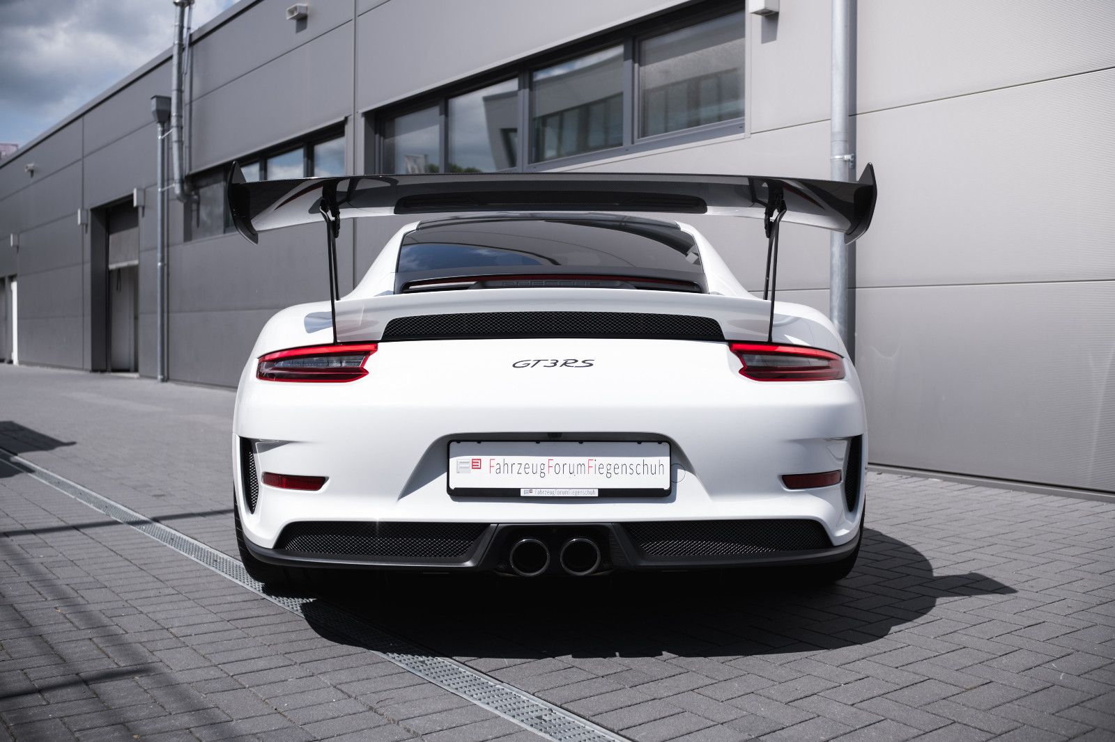 Fahrzeugabbildung Porsche 911/991.2 GT3 RS-Lift-Weissach-Clubsport-Sp.Chro