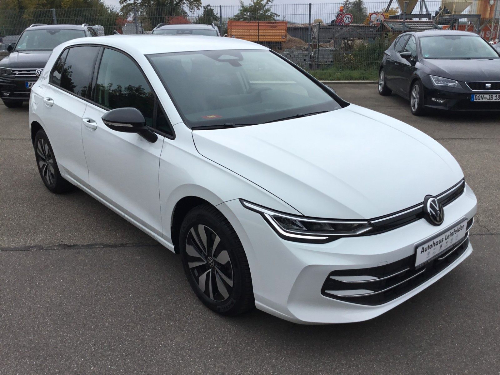Fahrzeugabbildung Volkswagen Golf Goal 1.5 TSI+LED+Kamera+16"+AppConnect+ACC