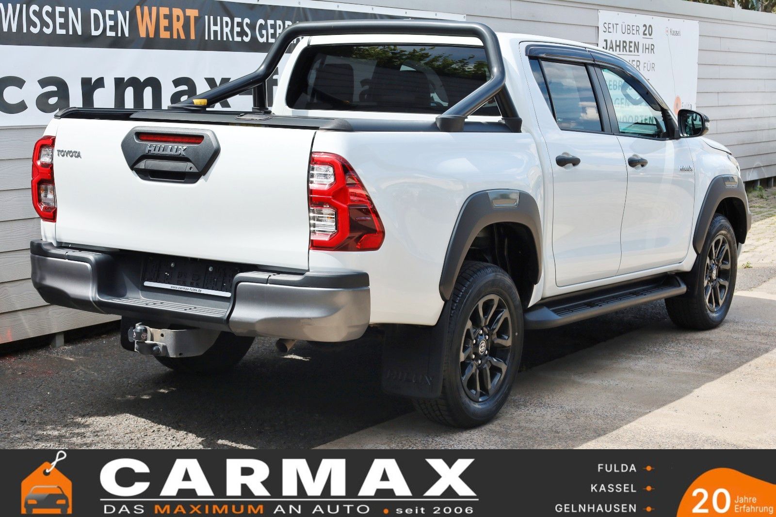 Fahrzeugabbildung Toyota Hilux 2.8 D-4D Invincible,ACC,Rollo,Rollbüg.,AHK