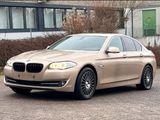 BMW 530 Baureihe 5 Lim. 530 d xDrive - BMW 530: Beige