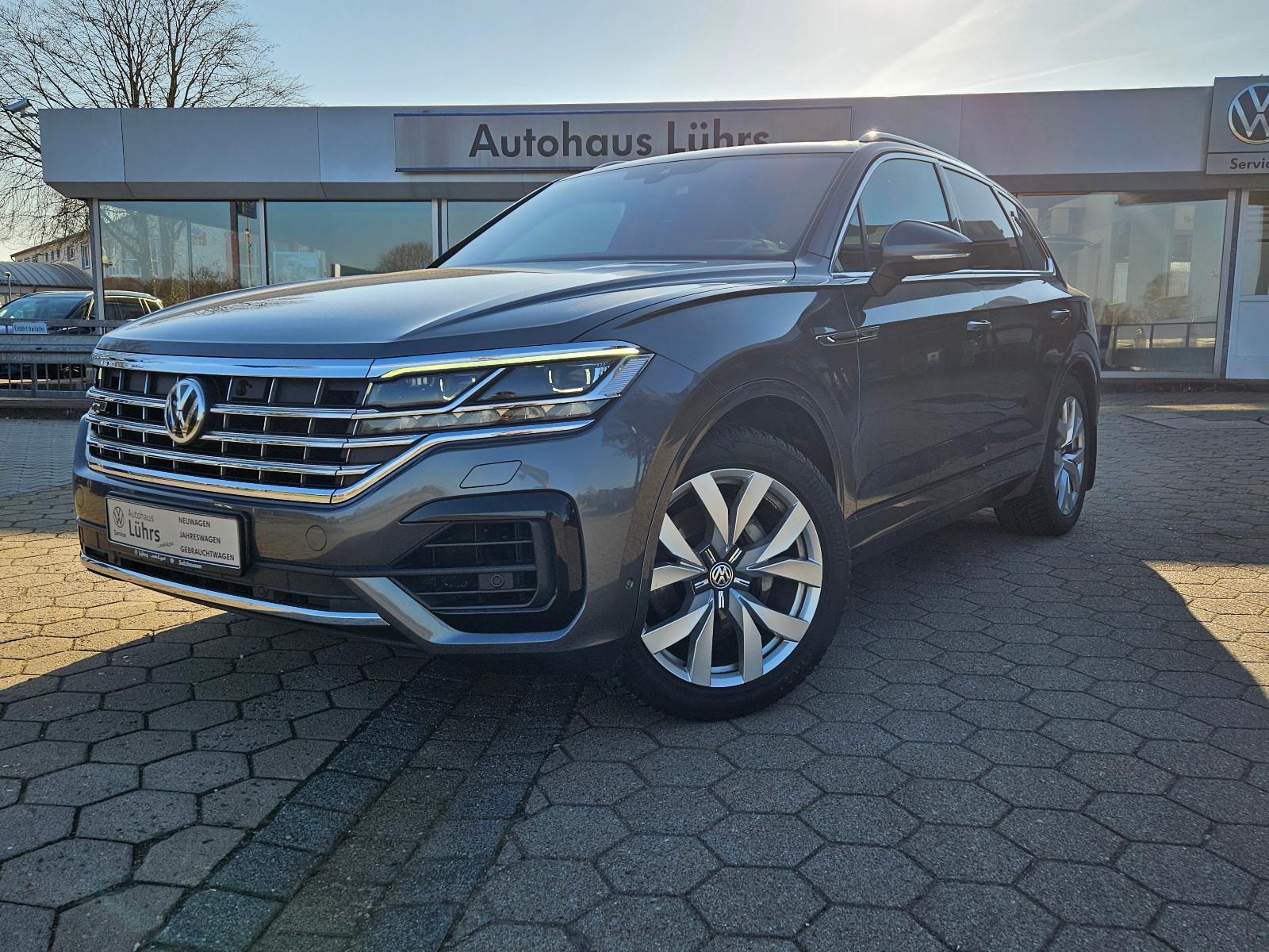 Volkswagen Touareg R-Line 3.0 V6 TDI 4MOTION DSG AHK