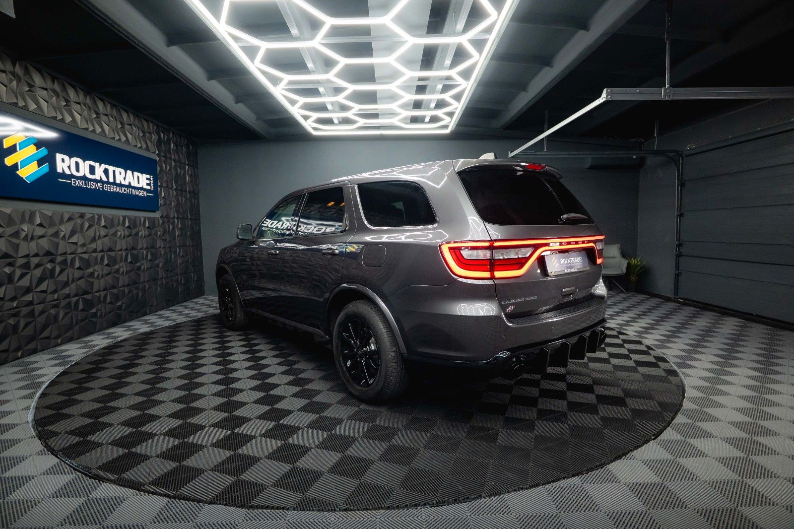 Fahrzeugabbildung Dodge Durango 3.6 V6 R/T 4x4 Night-Paket SRT Styling