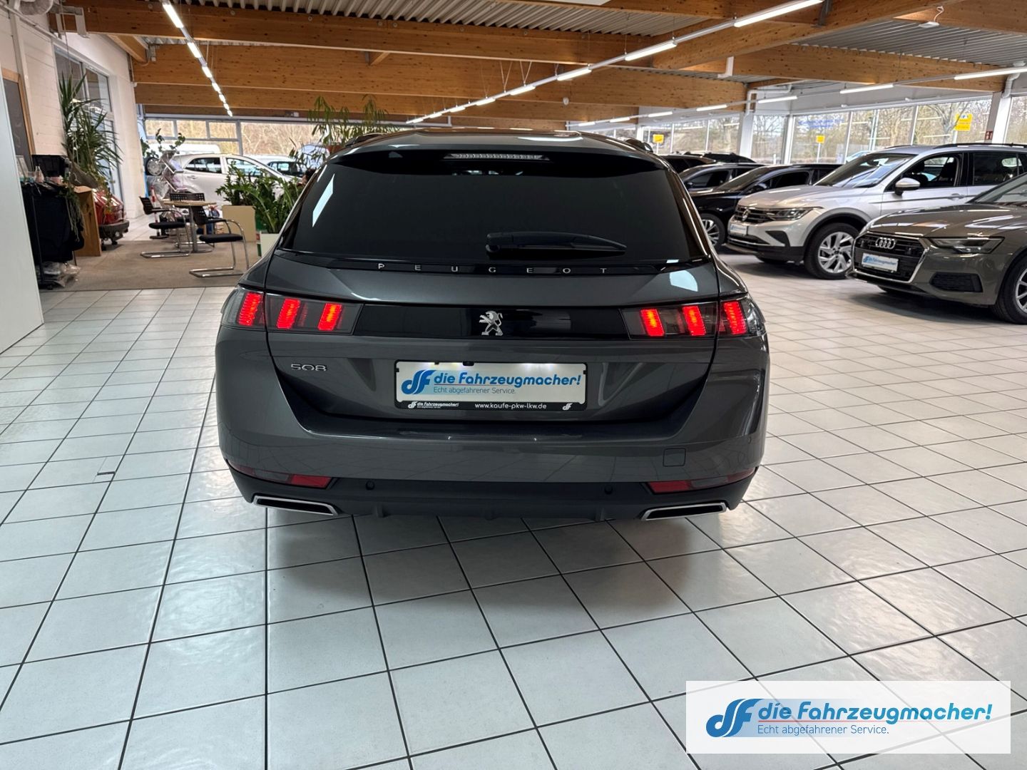 Fahrzeugabbildung Peugeot 508 SW Allure Pack 1.5 BlueHDi Navi ACC Apple Ca