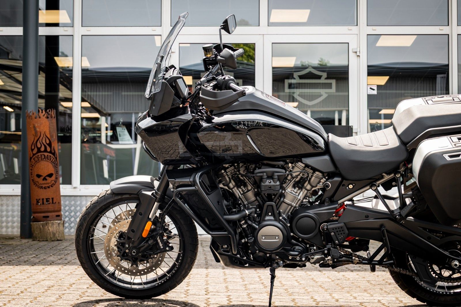 Fahrzeugabbildung Harley-Davidson RA1250S Pan America Special - Screamin Eagle