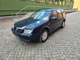 Volkswagen VW BORA KOMBI 1.8 TURBO TÜV-08/2027 150PS - gebrauchte VW Bora aus dem Jahr 2004