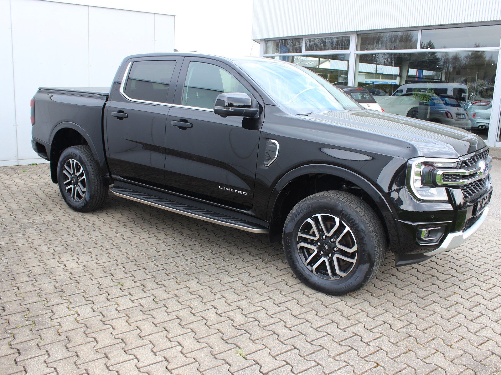 Fahrzeugabbildung Ford Ranger Limited 4x4 Doppelkabine 2,0 EcoBlue