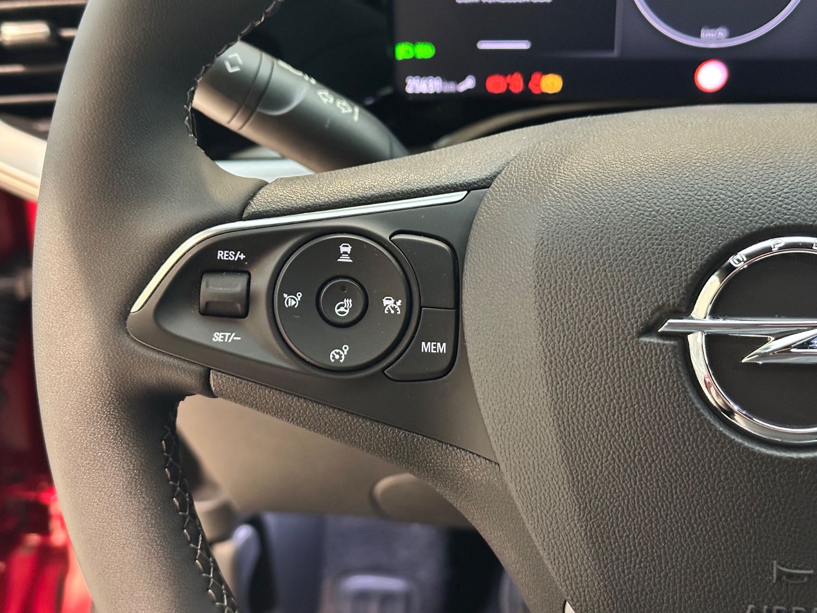 Fahrzeugabbildung Opel Mokka Ultimate 1.2T,Navi,Kamera,Sitzhz,Allw