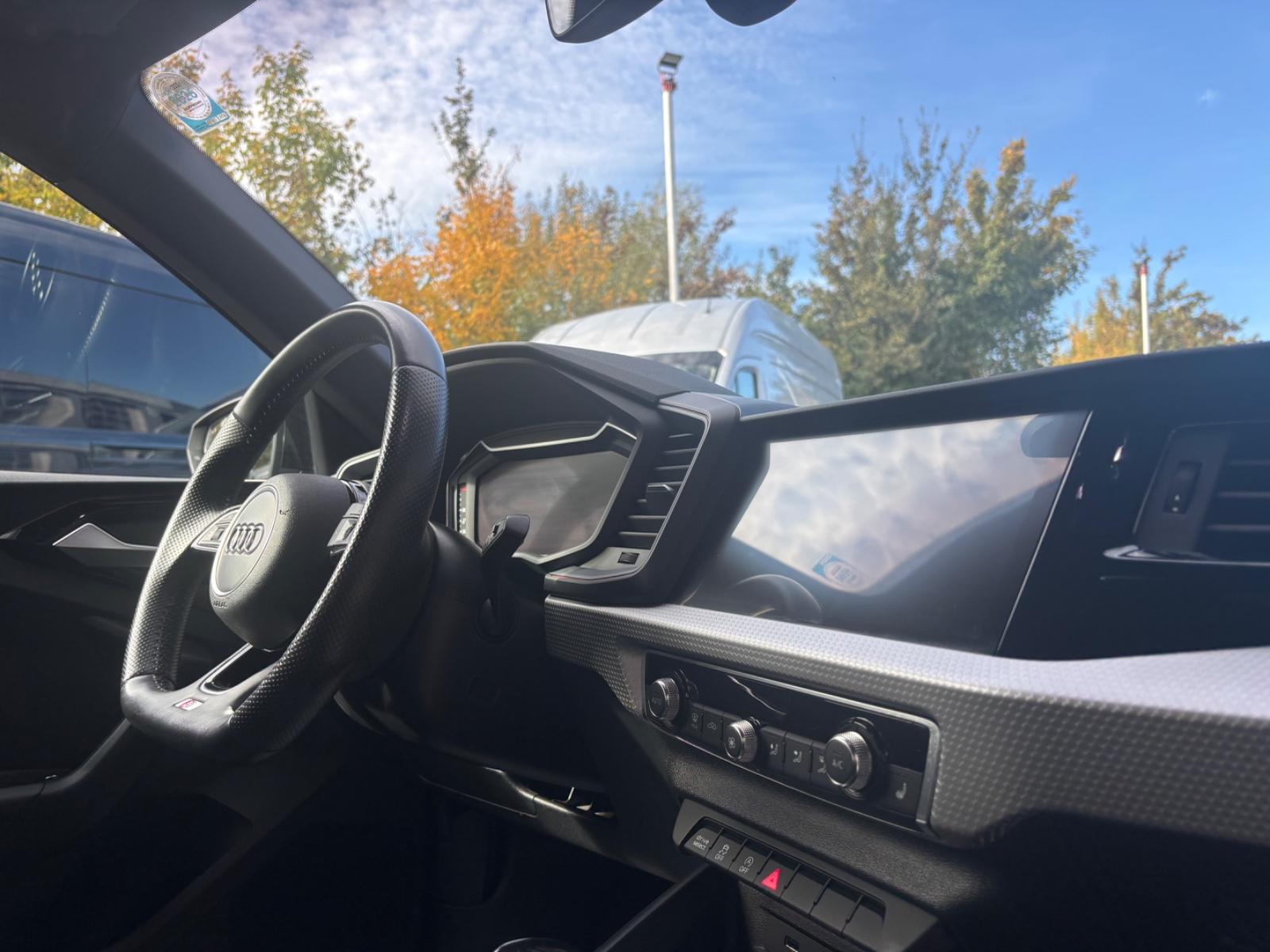Audi A1 Sportback 40 TFSI S line LED ACC Navi