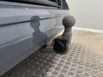 Volkswagen T7 Multivan AHK StHz Panodach Kamera