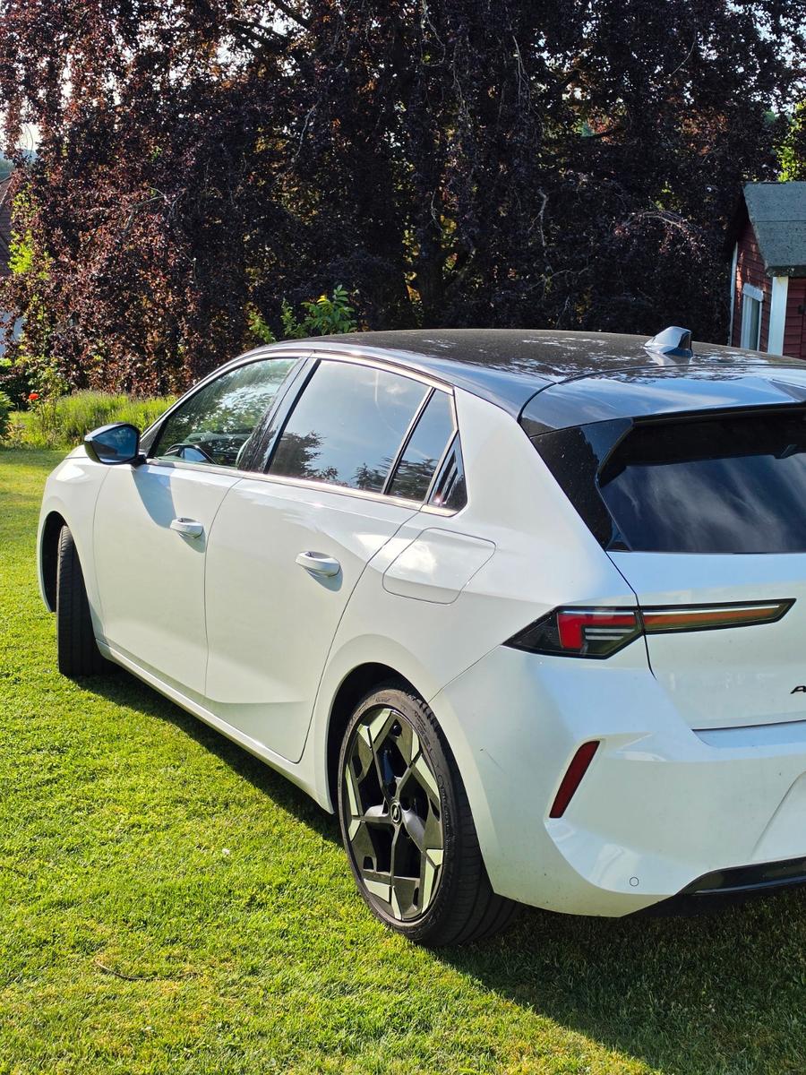 Opel Astra 1.6 Hybrid 165kW GSe Auto GSe
