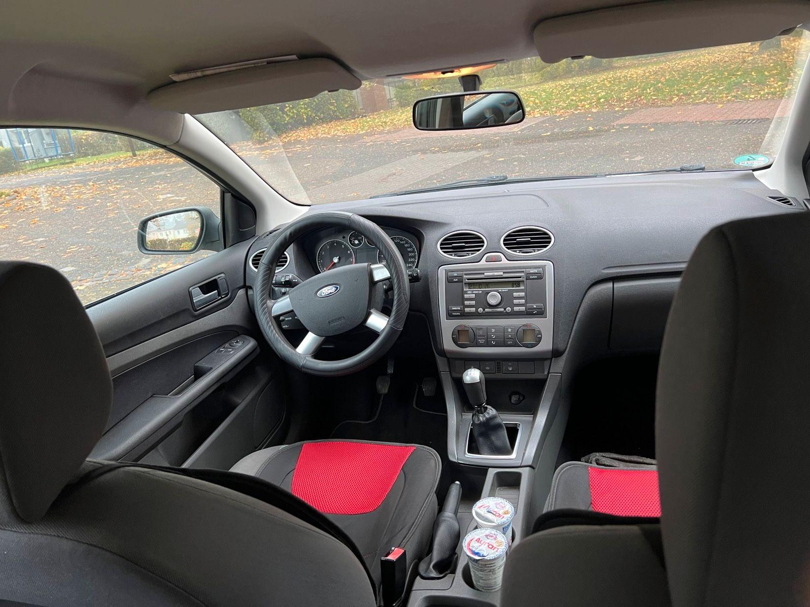 Ford Focus 2007 — engine 116 HP (85kW)