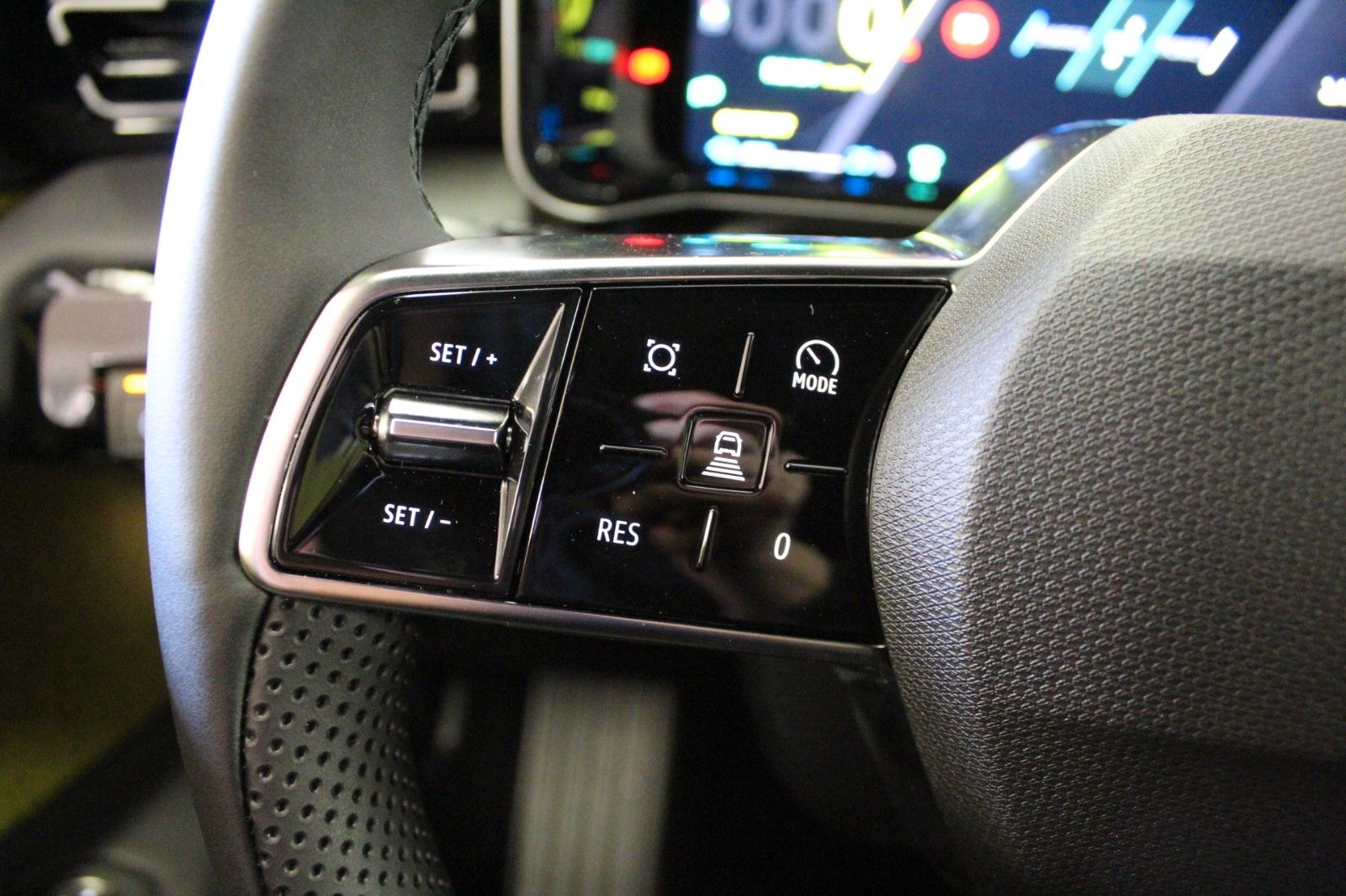 Fahrzeugabbildung Renault R 5 Iconic Five 120 Urban Range*Harman Kardon*