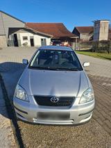 Toyota Corolla 1,6l - gebrauchte Toyota Corolla aus dem Jahr 2003