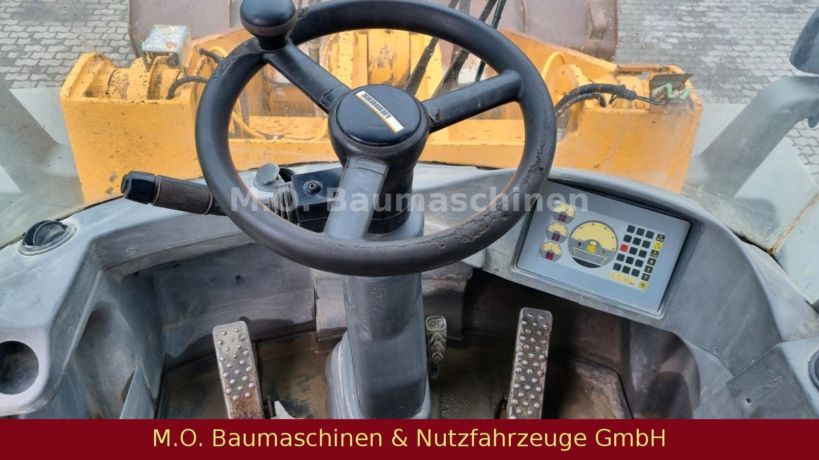 Fahrzeugabbildung Liebherr L 574