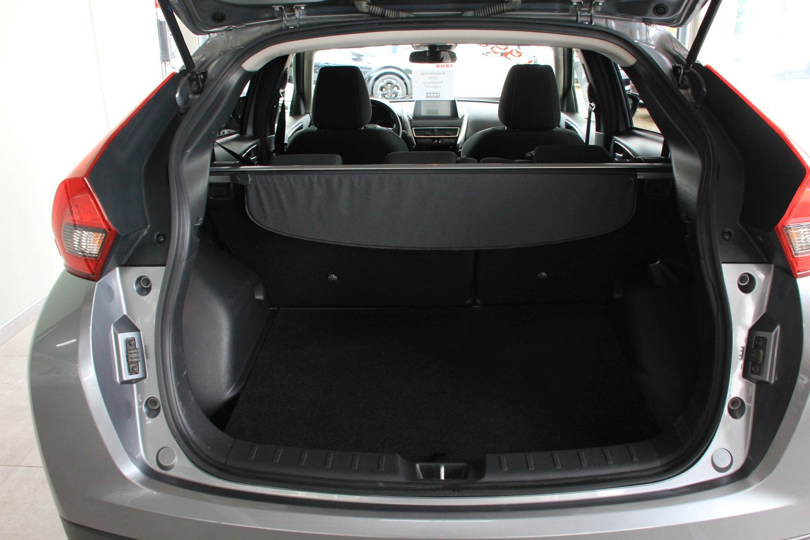 Fahrzeugabbildung Mitsubishi Eclipse Cross Intro Edition 2WD
