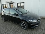 Volkswagen Golf VII Lim. IQ.DRIVE // App-Connect, Sitzh., - Volkswagen Gebrauchtwagen in Hamburg