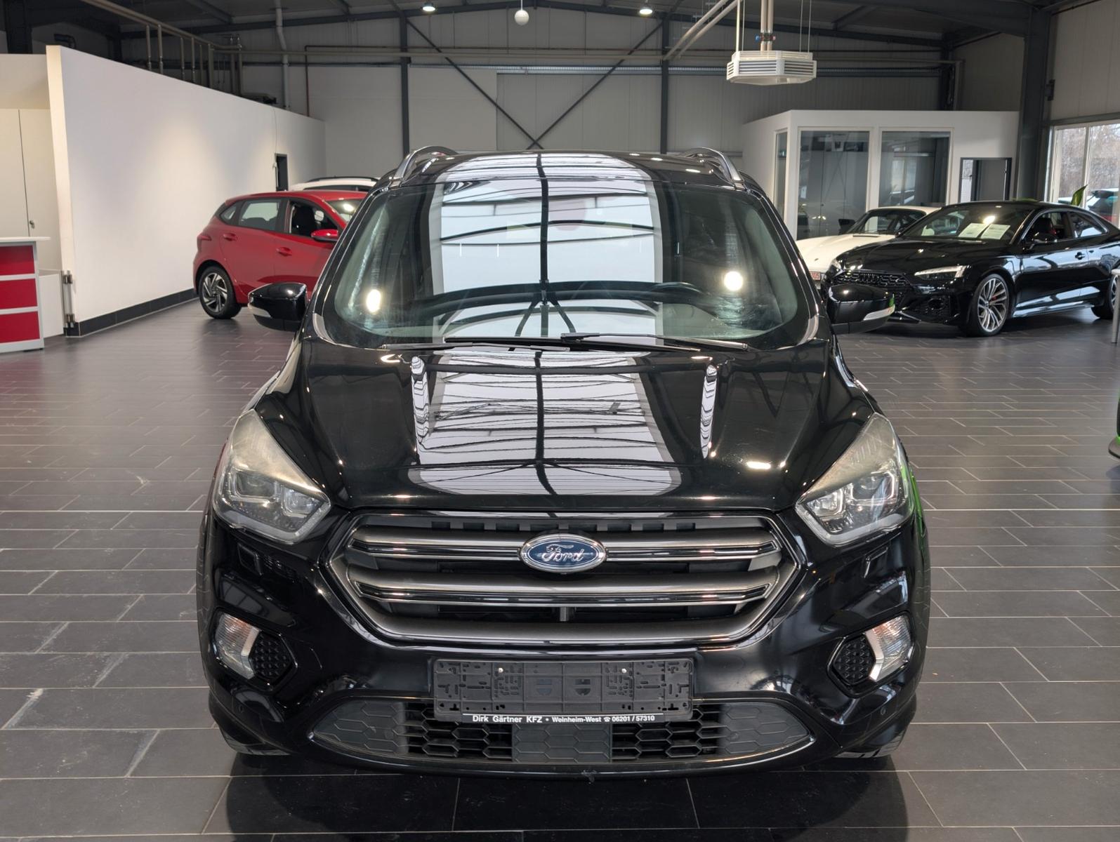 Ford Kuga 1.5 EcoBoost 4x4 Aut. ST-Line