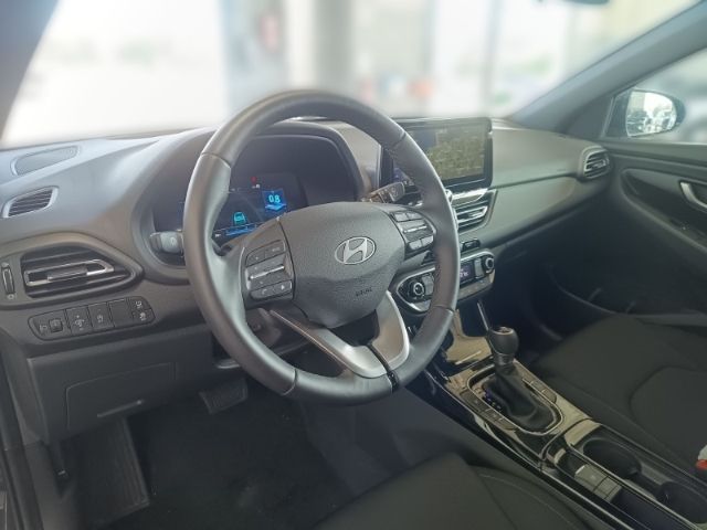 Fahrzeugabbildung Hyundai i30 FL 5-Türer (MY25) 1.0 T-GDI (100 PS) 7-DCT 2
