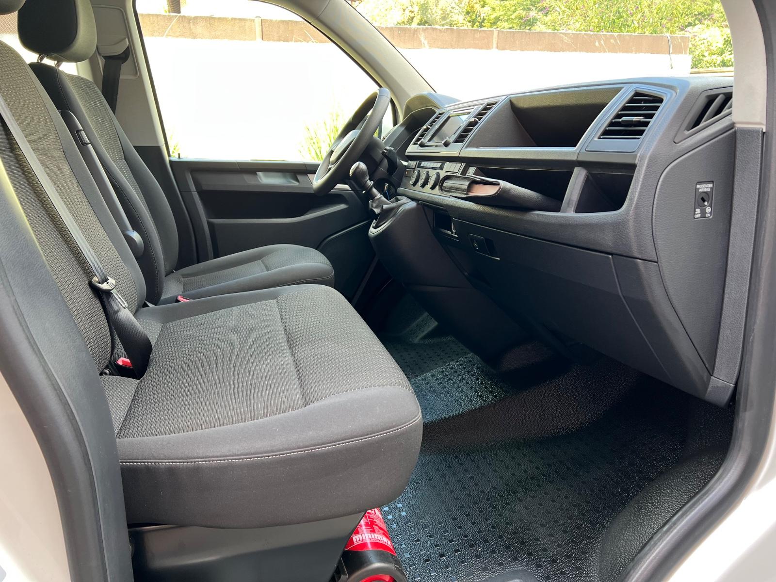 Volkswagen T6 2,0 TDI Caravelle Klimaauto/Navi/Sitz/AHK