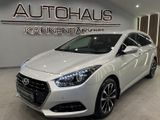 Hyundai i40 cw blue Premium*RFK*SMART KEY*BI XENON*NAVI - Hyundai i40 mit Diesel-Antrieb