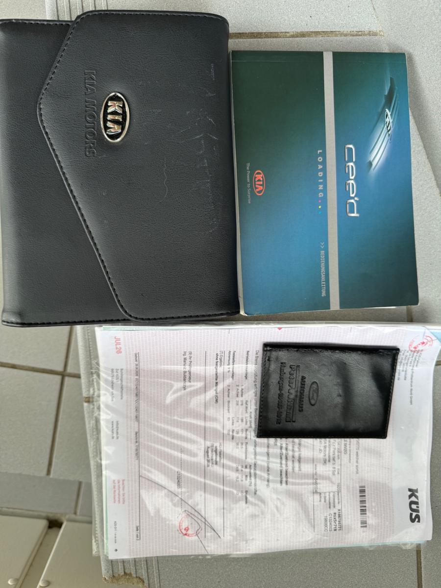 Kia pro_cee'd / ProCeed 1.6 CRDi 128 Vision pro_...