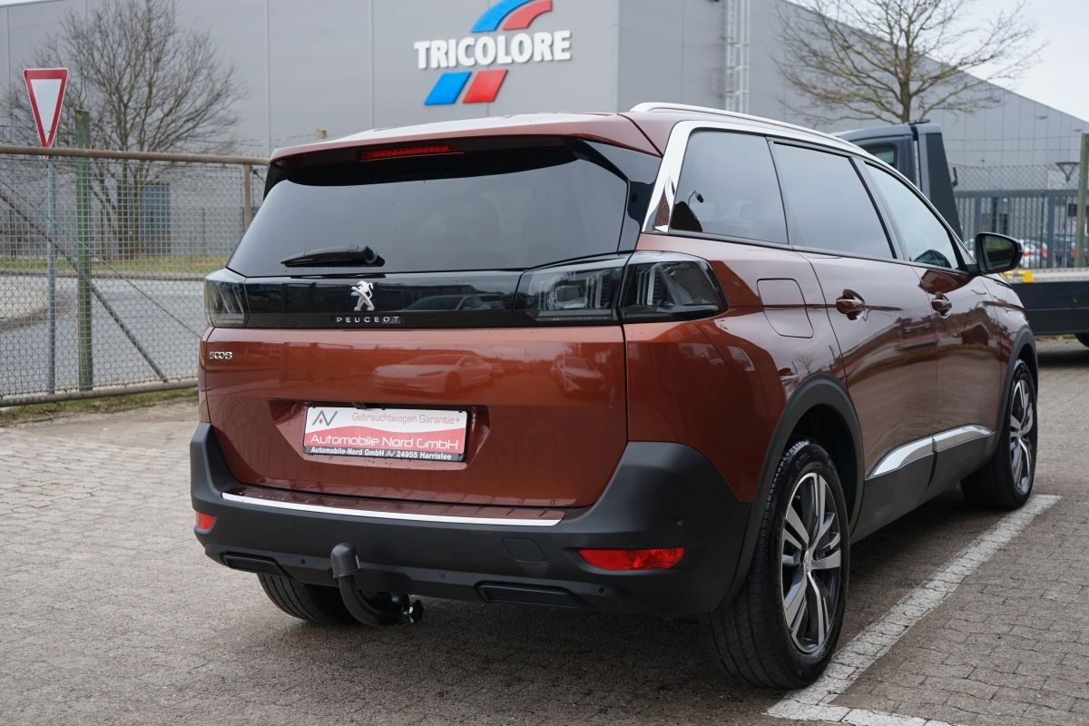 Fahrzeugabbildung Peugeot 5008 Allure Pack*Service Neu*Hu Au Neu*7 Sitzer